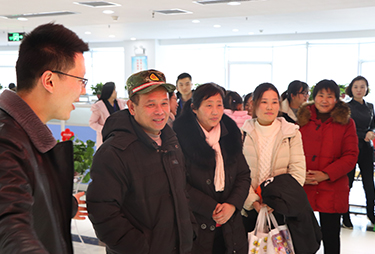 �íh(hu��n)�����ù�������ĸ�������T����ĸ���^�𱬾W(w��ng)��