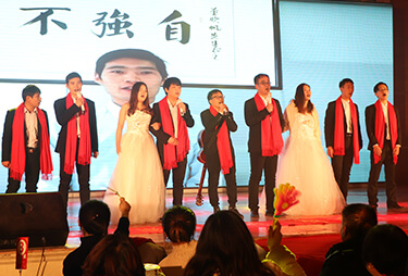 ������ɽ��һ�������H�������˺ܶ��˵�����